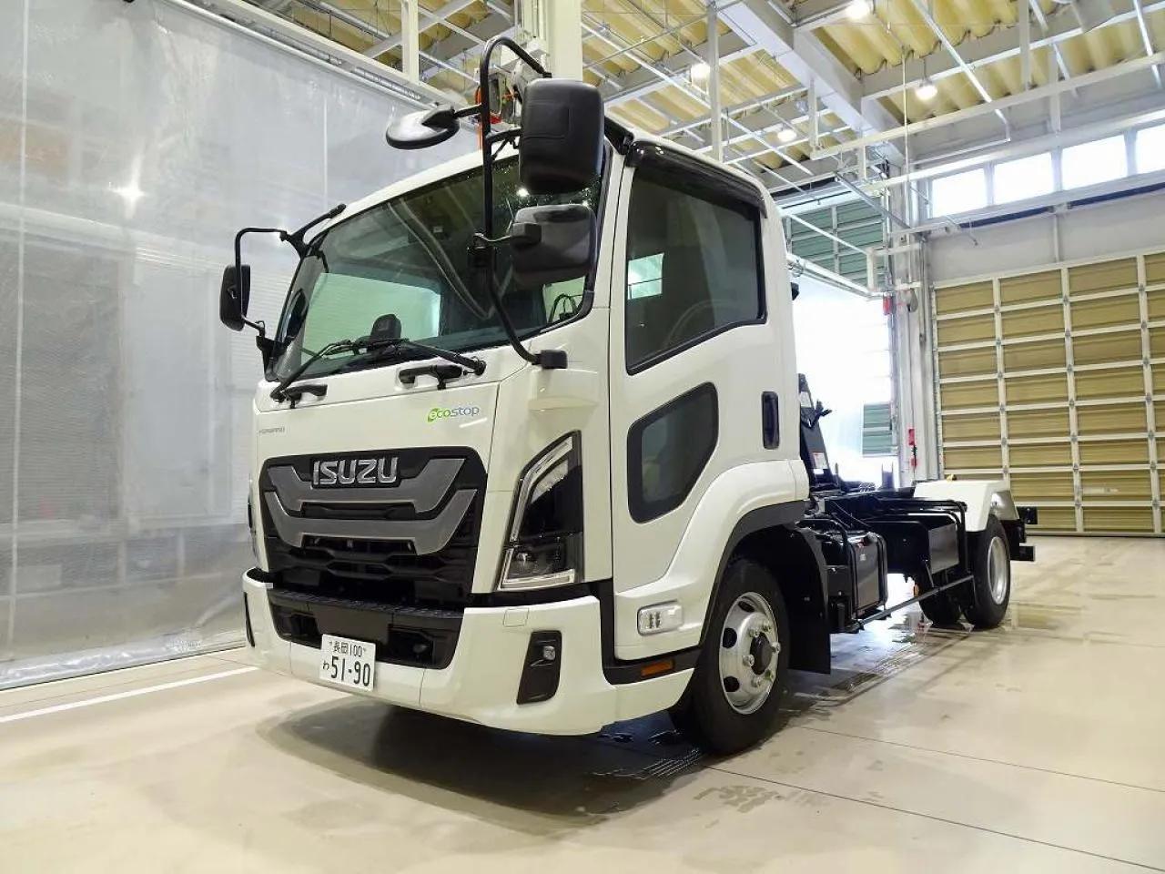 フォワード 3.75t 標準ベッドレス アームロール　中型