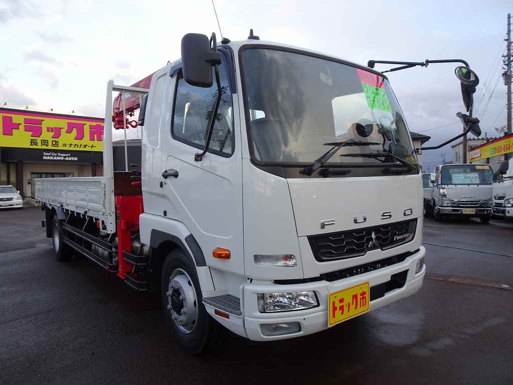 ファイター 4.6t 増トン 標準ベッド付 ユニック6段クレーン付