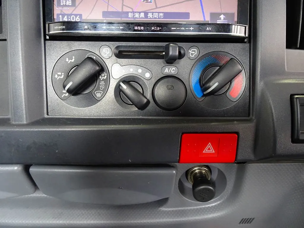 エルフ 1.5t 4_3050_7542_1789107233_11.webP_3567