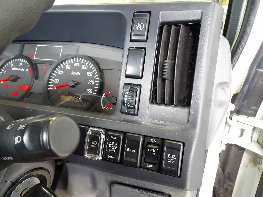 エルフ 1.5t 4_3050_7542_1789107233_20.webP_3567