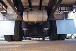 フォワード 7.6t 増トン ワイドベッドレス アルミウイング Rエアサス 240ps