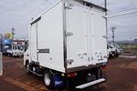 キャンター 2t 4WD 全低床 標準 中温冷凍車 カスタムグレード