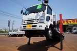 【年次点検済】フォワード 4.7t 増トン 標準ベッドレス ユニック4段セルフクレーン付 240ps