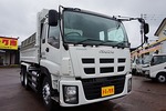 ギガ 9.4t 3軸 2デフ ダンプ 380ps