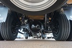 エルフ 2t FFL 標準ロング 平ボディ 新免許対応車(総重量5t未満)