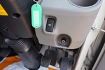 デュトロ 2t 4WD FJL 標準 垂直P/G付 新免許対応車(総重量5t未満)