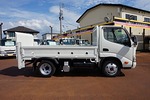 デュトロ 2t 4WD FJL 標準 垂直P/G付 新免許対応車(総重量5t未満)