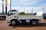 デュトロ 2t 4WD FJL 標準 垂直P/G付 新免許対応車(総重量5t未満)