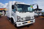 フォワード 2.6t ワイドベッド付 低温冷凍車 格納ゲート/スタンバイ付 210ps