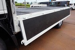 エルフ 2t FFL 標準 平ボディ 新免許対応車