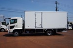 レンジャー 2.2t 4WD ワイドベッド付 保冷バン 格納ゲート付 240ps