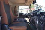 レンジャー 2.2t 4WD ワイドベッド付 保冷バン 格納ゲート付 240ps