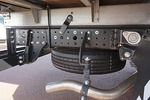 キャンター 2t 高床 標準ロング アルミバン 未使用車