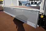 キャンター 3t 全低床 ワイドロング アルミウイング 未使用車