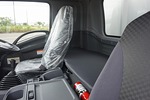 フォワード 2.75t ワイドベッド付 アルミウイング Rエアサス 未使用車 240ps