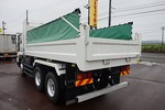 ギガ 9.3t 3軸 2デフ ダンプ 380ps