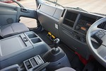 フォワード 2.75t ワイドベッド付 アルミウイング Rエアサス 210ps