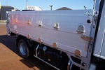 エルフ 2t FFL 標準 2段アルミブロック 平ボディ 新免許対応車(総重量5t未満)