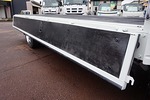 エルフ 2t FFL 標準ロング 平ボディ 新免許対応車(総重量5t未満)