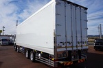 ギガ 13.6t 4軸 低温冷凍車 スタンバイ付 総輪エアサス 380ps