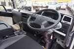 ファイター 3.7t 標準ベッド付 アルミブロック 平ボディ 220ps 未使用車