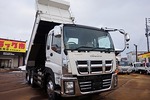 ギガ 9.3t 3軸 2デフ ダンプ 380ps