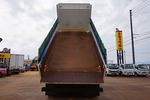 ギガ 8.9t 3軸 2デフ Lゲートダンプ 380ps