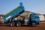 ギガ 8.8t 3軸 2デフ Lゲートダンプ 380ps