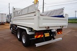 ギガ 9.1t 3軸 2デフ ダンプ 380ps