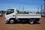 デュトロ 2t 4WD FJL 標準 平ボディ 新免許対応車(総重量5t未満)