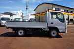 タイタン 1.5t 4WD FWL Sタイヤ 平ボディ