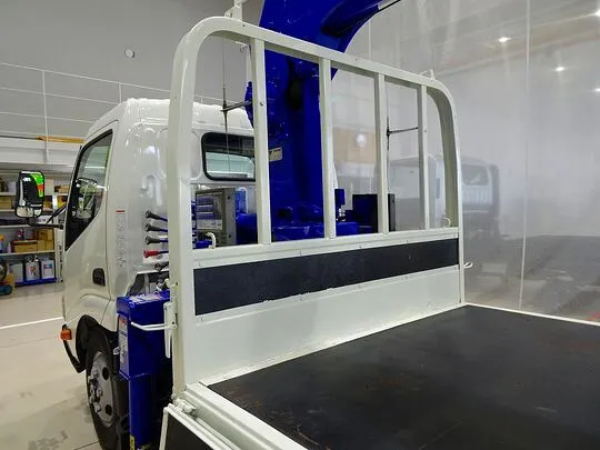 【年次点検済】デュトロ 3t 4WD FJL 標準ロング タダノ4段クレーン付
