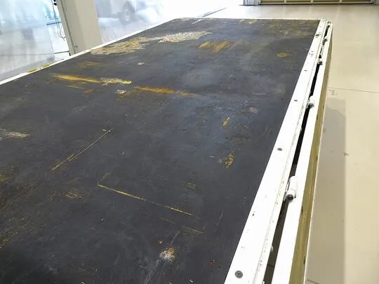 エルフ 2t FFL 標準 平ボデー 総重量5t未満