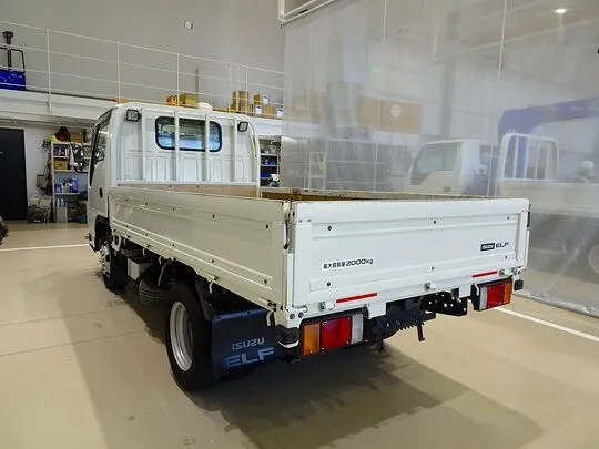 エルフ 2t FFL 標準 平ボデー 総重量5t未満