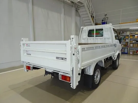 ボンゴトラック DX 0.75t 4ＷＤ Sタイヤ 2段折れ式垂直P/G付 ガソリン