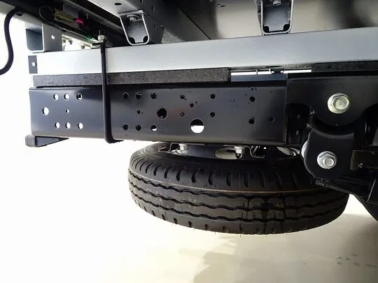 デュトロ 2t 4WD 高床 標準セミロング Wキャブ 未使用車