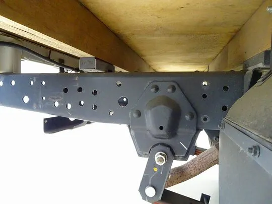 エルフ 1.55t 4WD FFL Wタイヤ Wキャブ