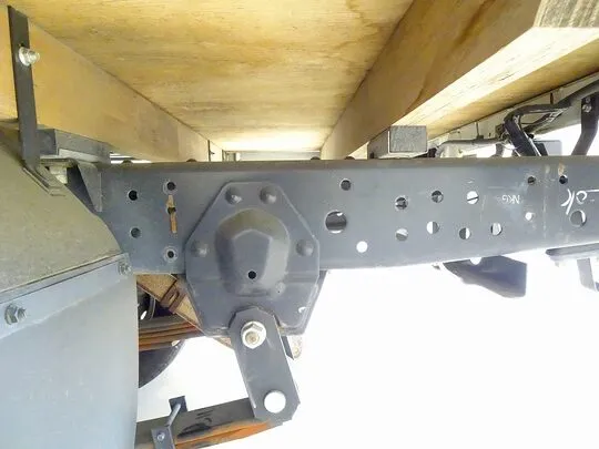 エルフ 1.55t 4WD FFL Wタイヤ Wキャブ