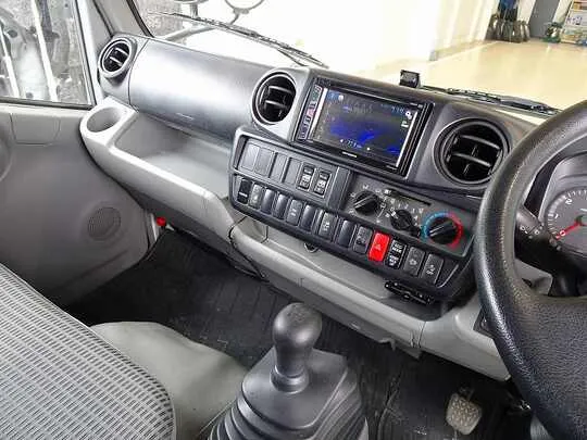 トヨエース 2t 4WD 高床 標準セミロング Wキャブ/垂直PG付