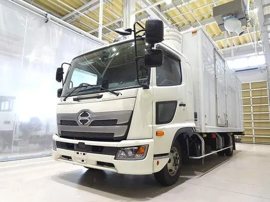 レンジャー 2.25t ワイドベッド付 低温冷凍車 格納ゲート付 リアエアサス 240ps
