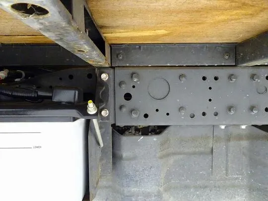 ボンゴトラック DX 1t 4ＷＤ Ｗタイヤ 平ボデー