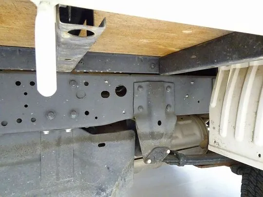 ボンゴトラック DX 1t 4ＷＤ Ｗタイヤ 平ボデー