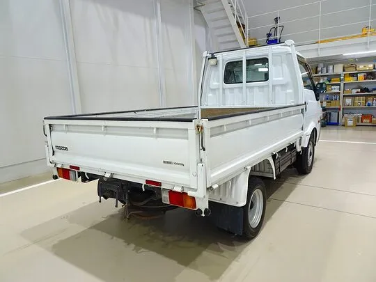 ボンゴトラック DX 1t 4ＷＤ Ｗタイヤ 平ボデー