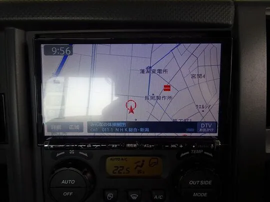フォワード 3.5t 標準ベッドレス 平ボデー 210ps