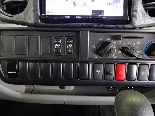 ダイナ 0.95t 4WD FJL Sタイヤ Wキャブ
