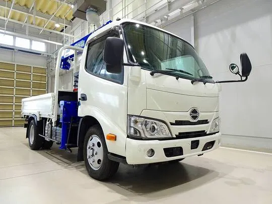 【年次点検済】デュトロ 2.85t FJL 標準セミロング タダノ4段クレーン付
