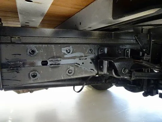 【年次点検済】デュトロ 2.85t FJL 標準セミロング タダノ4段クレーン付