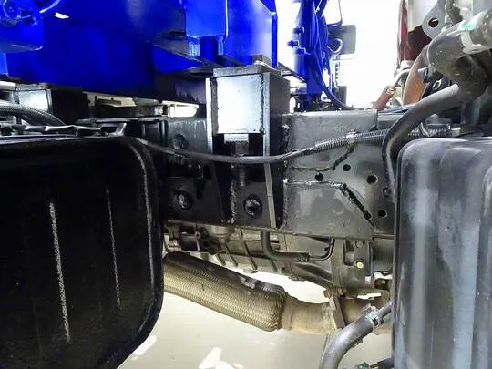 【年次点検済】デュトロ 2.85t FJL 標準セミロング タダノ4段クレーン付
