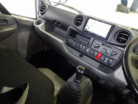 【年次点検済】デュトロ 2.85t FJL 標準セミロング タダノ4段クレーン付
