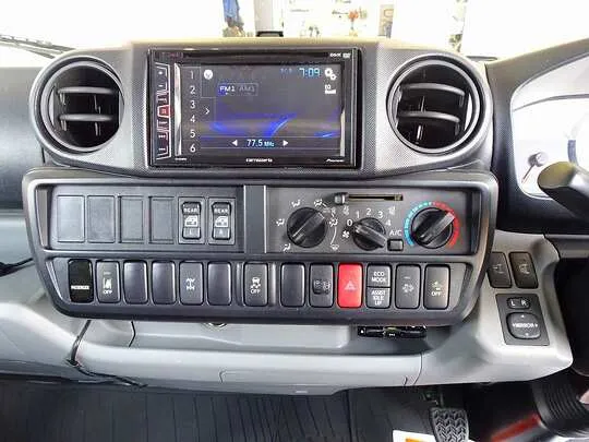 トヨエース 2t 4WD 高床 標準セミロング Wキャブ/垂直PG付